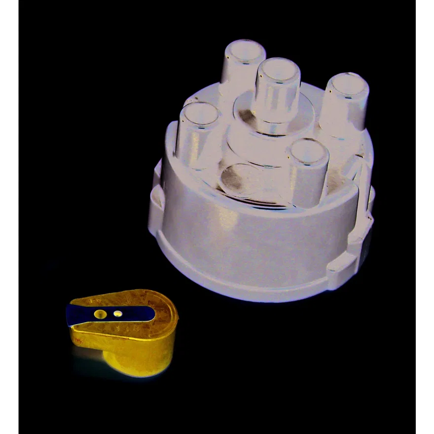 Pertronix D604600, REPLACEMENT CAP AND ROTOR KIT FOR FLAME-THROWER "STOCK-LOOK" 4-CYLINDER 45D STYLE DISTRIBUTORS. TOP EXIT CAP
