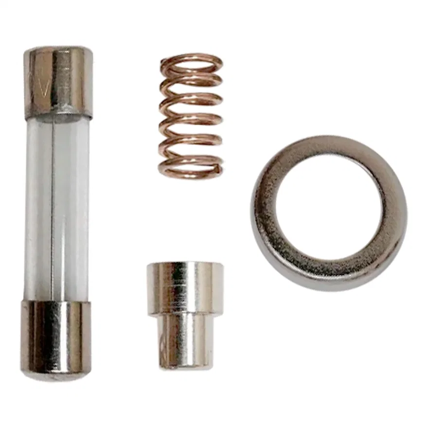 CURT 52223, Replacement Brake Power Plug Hardware (Fuse; Spring; Collar/Tip) for RVibrake
