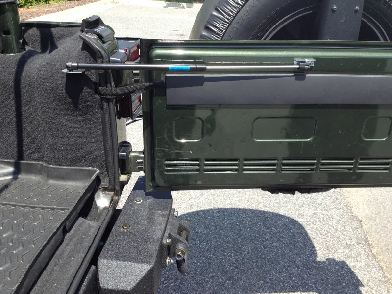 Rugged Ridge 11252.55, 07-10 Jeep Wrangler JK Tailgate Assist Kit
