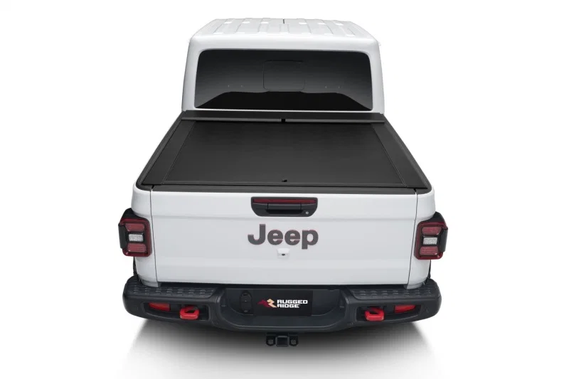 Rugged Ridge 13550.34, Armis Retractable Locking Bed Cover w/o Trail Rails 20-21 Jeep Gladiator JT