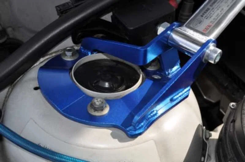 Cusco BM1 540 A, Strut Tower Brace Front OS-Type E46 BMW