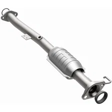 Rear 2000-2001 Suzuki Vitara 1.6L | 2000 Chevrolet Tracker 1.6L California Grade CARB Compliant Direct-Fit Catalytic Converter image 2