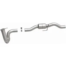 Left 2001-2002 Chevrolet Silverado 2500 HD 8.1L | 2001-2002 GMC Sierra 2500 HD 8.1L HM Grade Federal / EPA Compliant Direct-Fit Catalytic Converter image 4