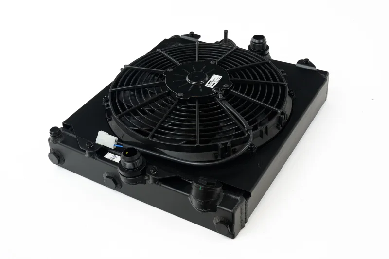 CSF 2858XB, Universal Half Radiator w/-16AN & Slip-On Fittings/12in SPAL Fan & Shroud - Black Finish