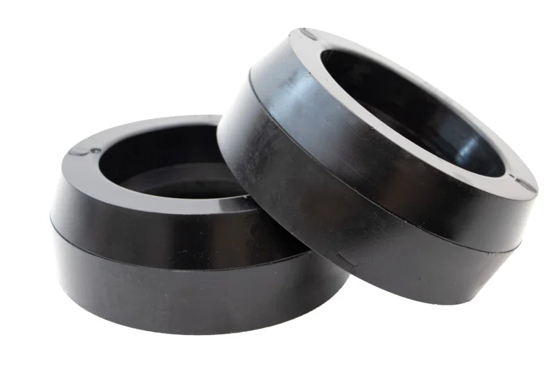Fishbone Offroad FB47188, 07-14 FJ Cruiser 1.5In Rear Leveling Kit