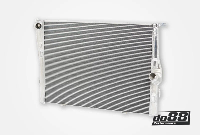 do88 WC-190, 07-13 BMW M3 (E90/E92/E93) Aluminum Radiator